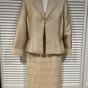 Women's Suit
